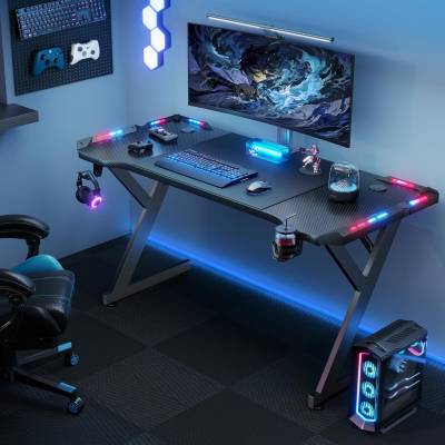 LED Gamingbord 160 x 60 cm, ergonomiskt spelbord med LED,
stabilt PC bord med kolfiberbeläggning, Gamingbord med mugghållare och
hörlurskrok, svart#6